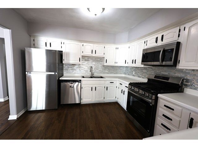 24 166th Place, Calumet City, IL 60409