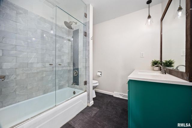 6311 RIVIERA Court, Peoria, IL 61614