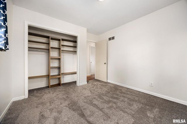 6311 RIVIERA Court, Peoria, IL 61614