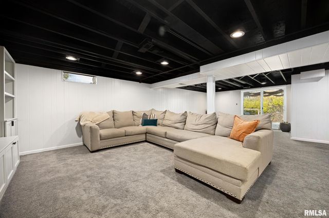 6311 RIVIERA Court, Peoria, IL 61614