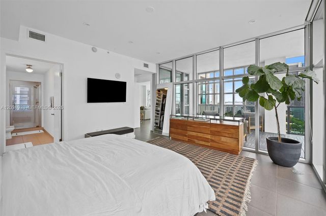 3301 NE 1st Ave H1802, Miami, FL 33137