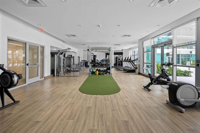 3301 NE 1st Ave H1802, Miami, FL 33137