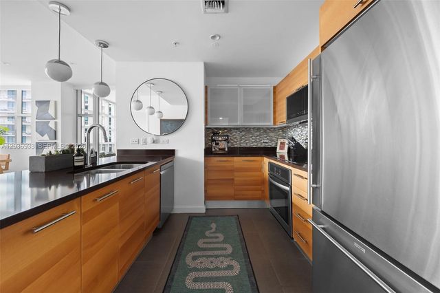 3301 NE 1st Ave H1802, Miami, FL 33137