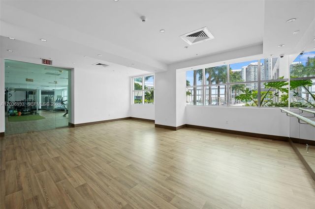 3301 NE 1st Ave H1802, Miami, FL 33137