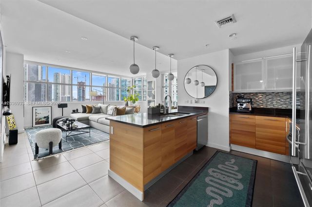 3301 NE 1st Ave H1802, Miami, FL 33137
