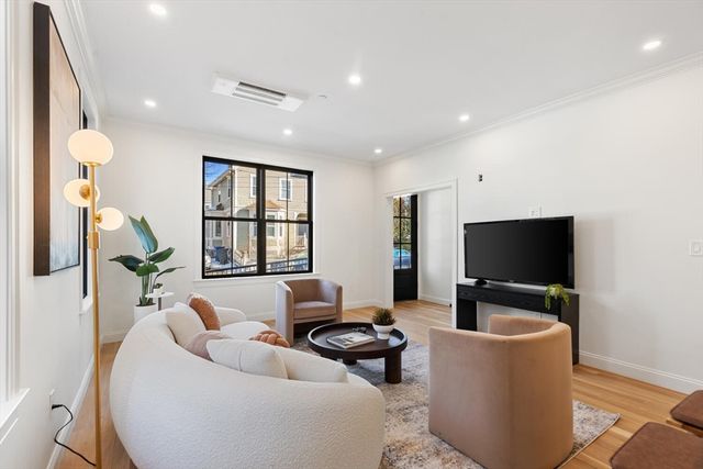 27 Shepard St 1, Boston, MA 02135