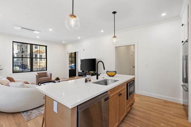 27 Shepard St 1, Boston, MA 02135