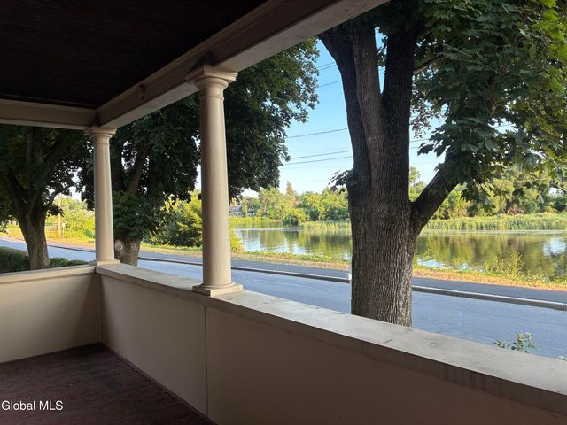 8 Schonowee Avenue, Scotia, NY 12302