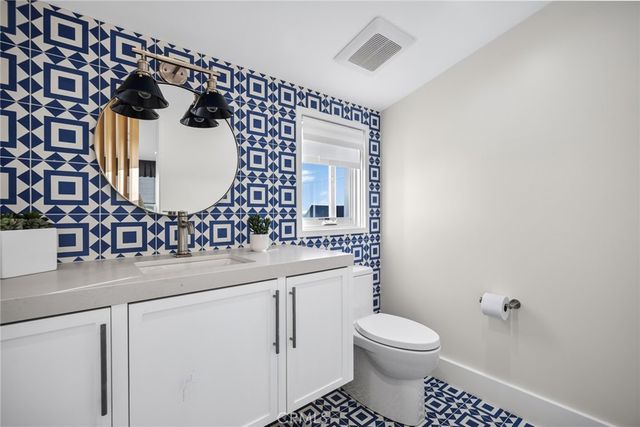 225 Jasmine, Corona Del Mar, CA 92625