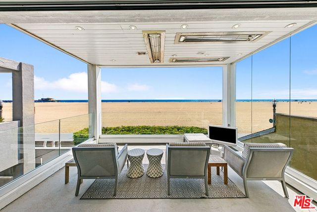 1341 Palisades Beach Road, Santa Monica, CA 90401