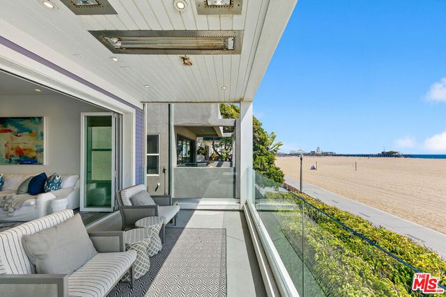 1341 Palisades Beach Road, Santa Monica, CA 90401