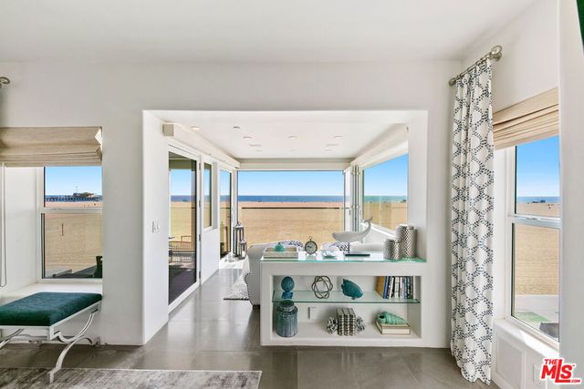 1341 Palisades Beach Road, Santa Monica, CA 90401
