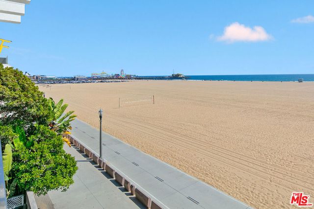 1341 Palisades Beach Road, Santa Monica, CA 90401