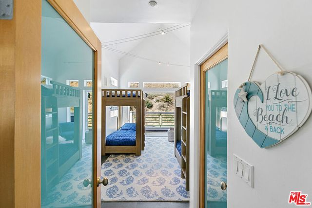1341 Palisades Beach Road, Santa Monica, CA 90401