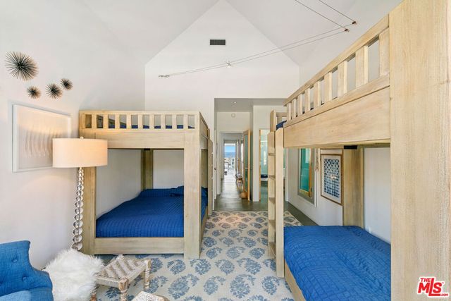 1341 Palisades Beach Road, Santa Monica, CA 90401