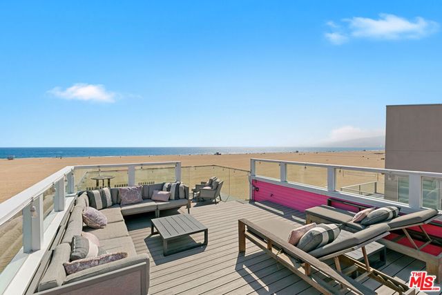 1341 Palisades Beach Road, Santa Monica, CA 90401