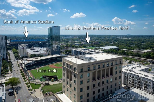 333 W Trade Street 2005, Charlotte, NC 28202