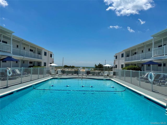281 Dune Road 18a, Westhampton Beach, NY 11978