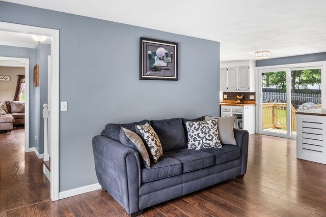 24 Lantern Ln, Milford, MA 01757