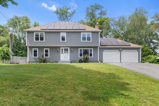 24 Lantern Ln, Milford, MA 01757