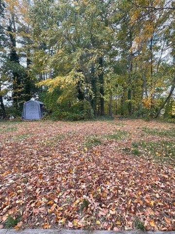 86 Scadding, Taunton, MA 02780