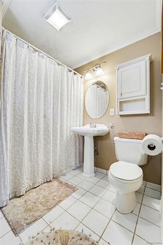 7357 West Road, Washington, MI 48094