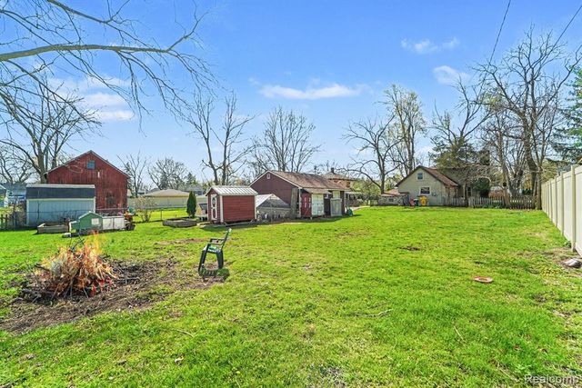 7357 West Road, Washington, MI 48094
