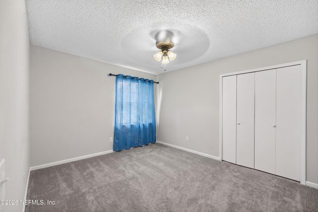 8849 VICTORIA LANDING Drive W, Jacksonville, FL 32208