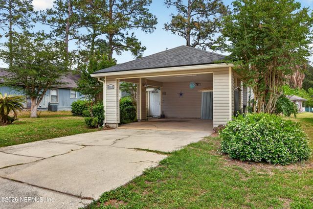 8849 VICTORIA LANDING Drive W, Jacksonville, FL 32208
