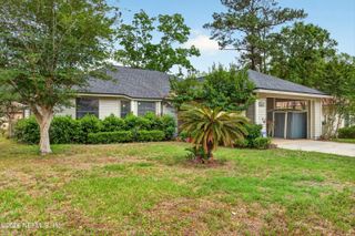 8849 VICTORIA LANDING Drive W, Jacksonville, FL 32208