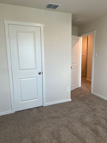 4484 Bonney Avenue, Crandall, TX 75114