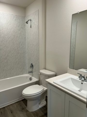4484 Bonney Avenue, Crandall, TX 75114