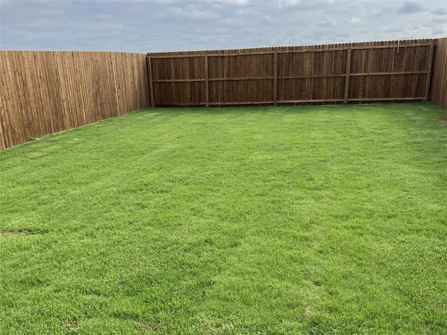 4484 Bonney Avenue, Crandall, TX 75114