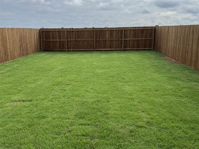 4484 Bonney Avenue, Crandall, TX 75114