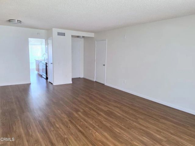7315 Village 7, Camarillo, CA 93012
