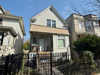 737 N Leamington Avenue, Chicago, IL 60644