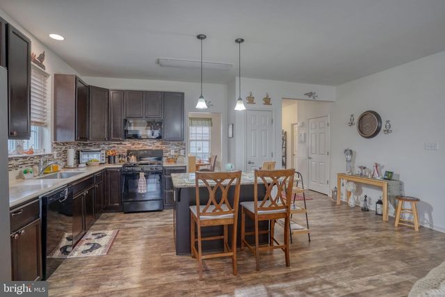 28 PEGASUS LN, Smyrna, DE 19977