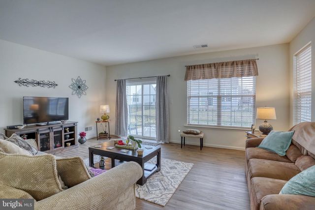 28 PEGASUS LN, Smyrna, DE 19977