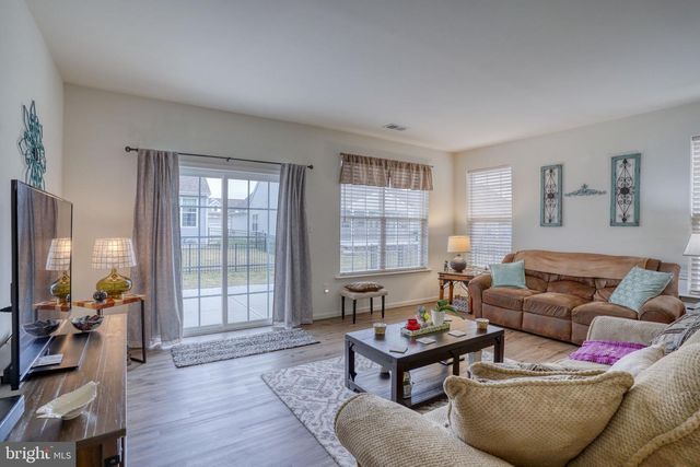 28 PEGASUS LN, Smyrna, DE 19977