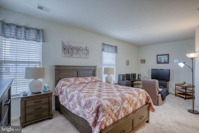 28 PEGASUS LN, Smyrna, DE 19977