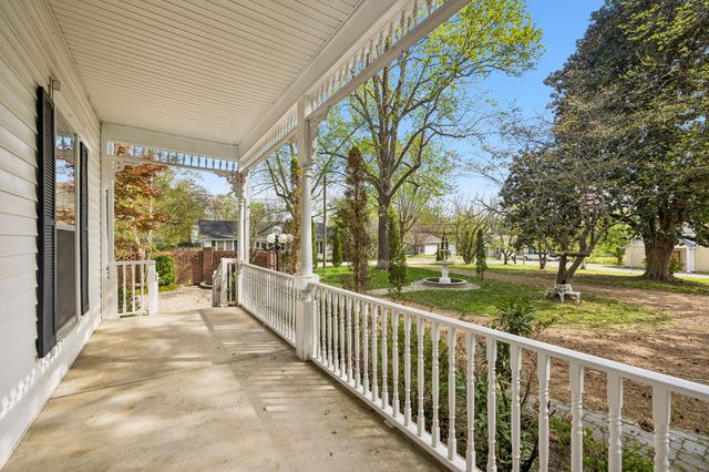 728 S Spring St, Manchester, TN 37355
