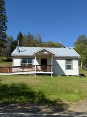 450 Oregon Street, Weaverville, CA 96093