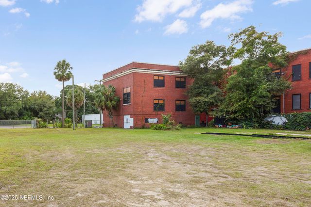 1221 E 16TH Street, Jacksonville, FL 32206