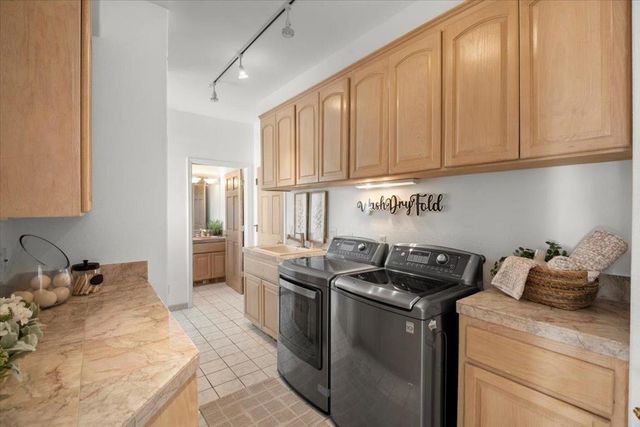 3961 Jefferson Avenue, Redwood City, CA 94062