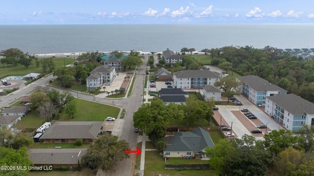 145 Briarfield Avenue, Biloxi, MS 39531