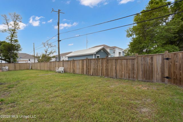 145 Briarfield Avenue, Biloxi, MS 39531