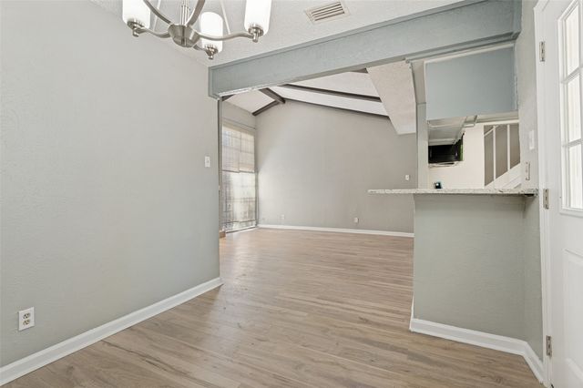2640 Santiago Circle, Grand Prairie, TX 75052