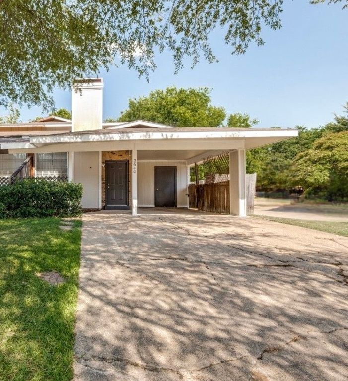 2640 Santiago Circle, Grand Prairie, TX 75052