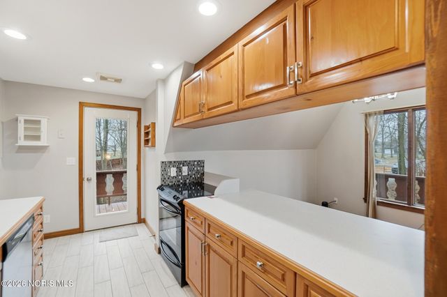 1450 Fostoria Avenue, Findlay, OH 45840