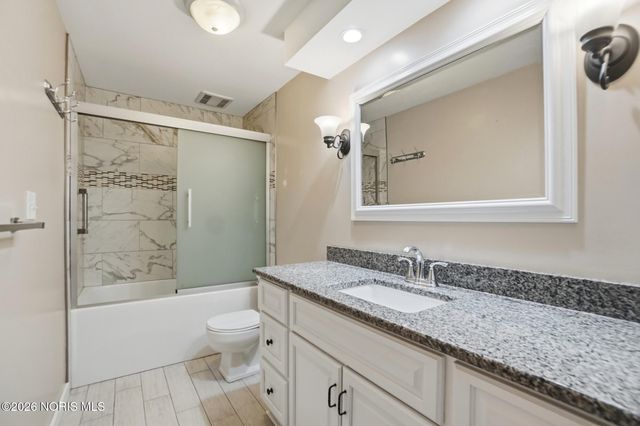 1450 Fostoria Avenue, Findlay, OH 45840